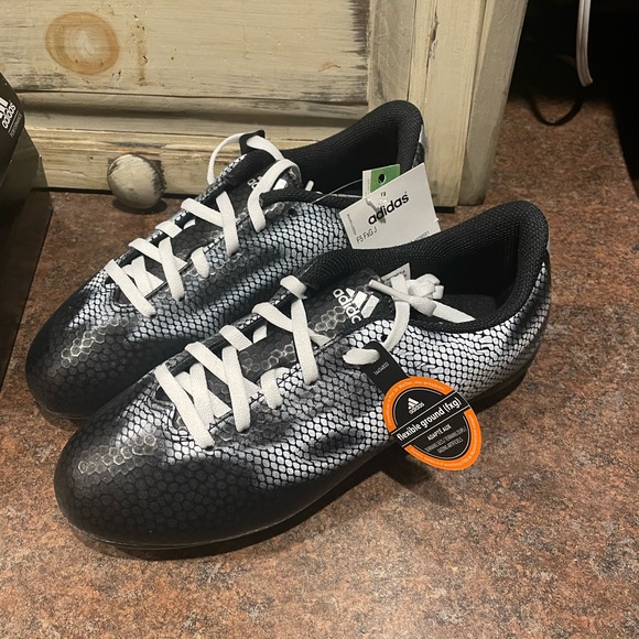 adidas Shoes Nwt Adidas Soccer Cleats Size 5 Poshmark